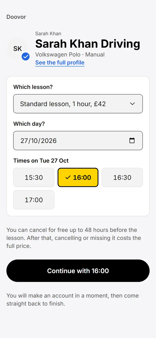 A learner choosing a driving lesson time on an instructor's booking page